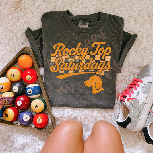 ULTRA VINTAGE COLLEGE -T-Shirts/SWEATSHIRT - ROCKY TOP SATURDAYS