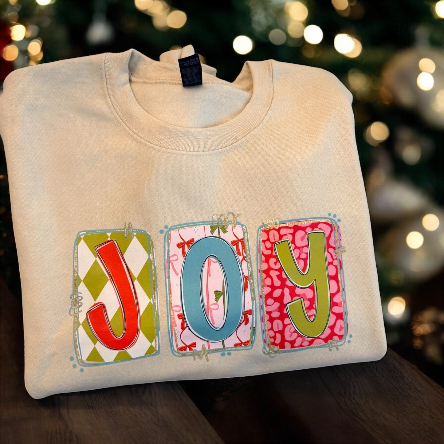 JOY GILDAN SWEATSHIRT RTS