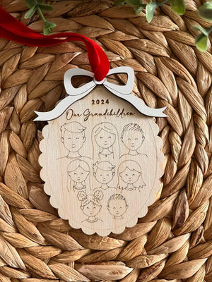 FAMILY PORTRAIT ORNAMENT - LASER